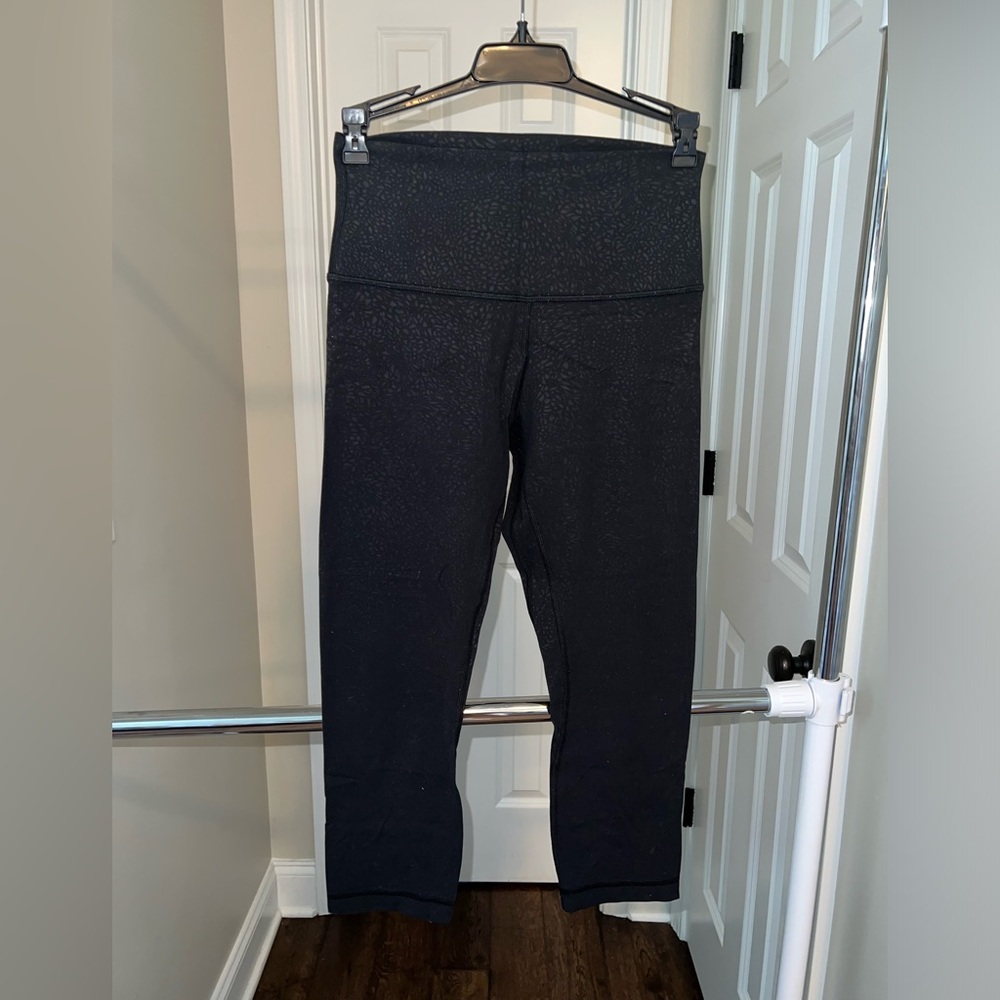 Lululemon cropped length leggings